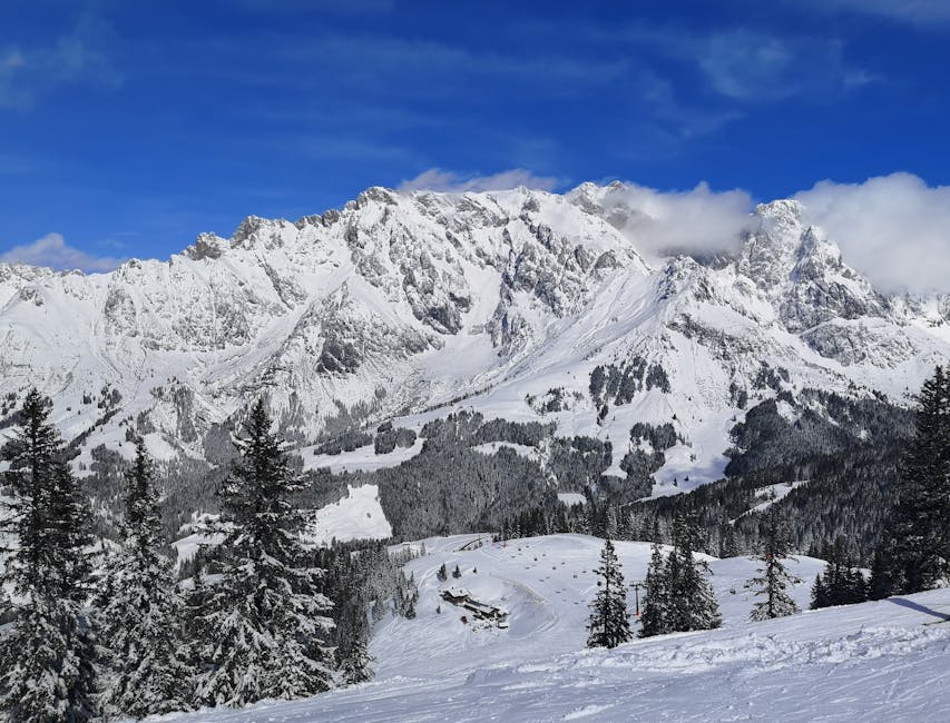 bergkristall oberstaufen - Stunning snowy alpine landscape of Hochkönig, Salzburg, Austria with clea